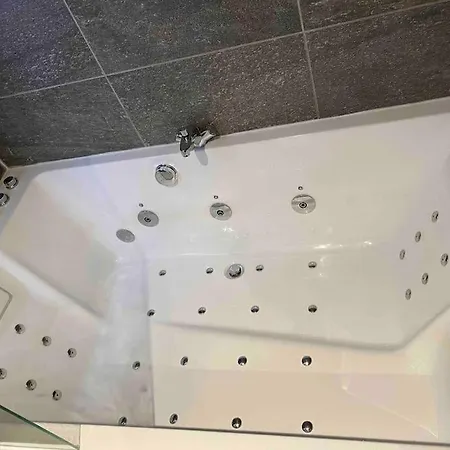 90m2 Hypercentre, Terrace, Next To Lift *