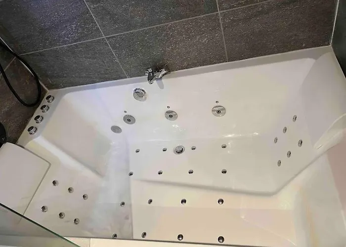 90m2 Hypercentre, Terrace, Next To Lift *